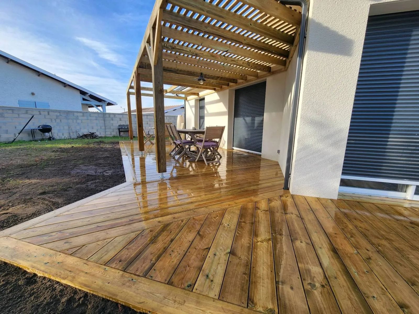 Terrasse couverte en bois dans le Calvados